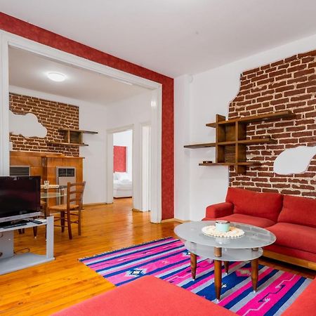 Sofia'S Vintage Gem: Spacious 2Bd Flat On Solunska Daire Dış mekan fotoğraf